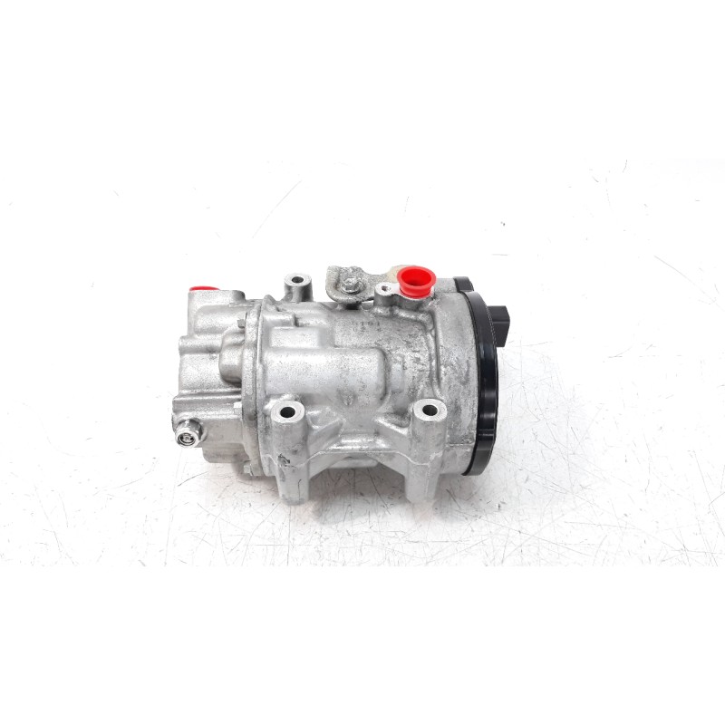 Recambio de compresor aire acondicionado para toyota corolla (e21) referencia OEM IAM 0424001202 8837012080 