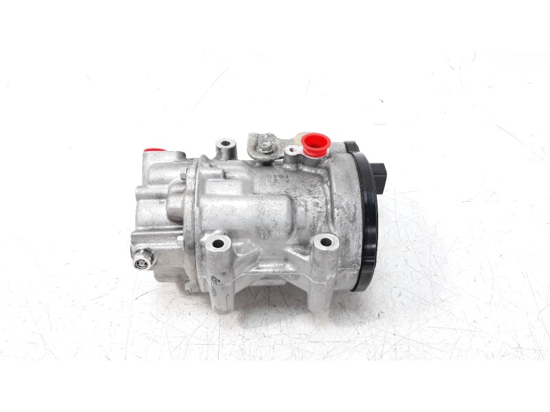 Recambio de compresor aire acondicionado para toyota corolla (e21) referencia OEM IAM 0424001202 8837012080 