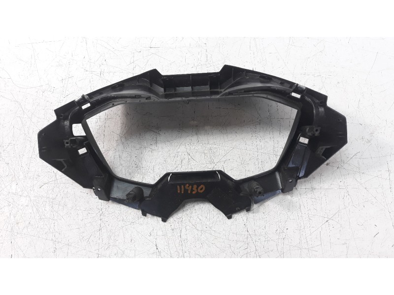 Recambio de moldura para honda forza 125 forza 125 referencia OEM IAM 64337K0BT000  