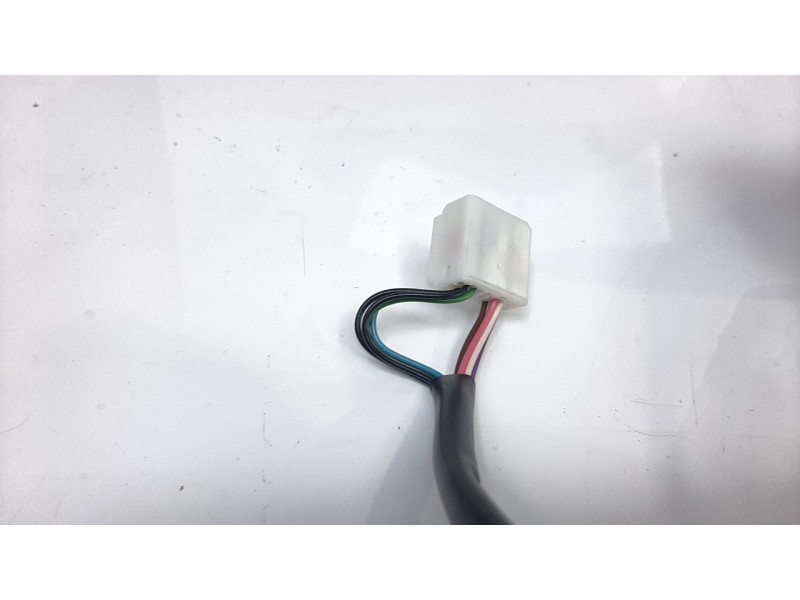 Recambio de retrovisor derecho para toyota rav4 hybrid 4x2 advance referencia OEM IAM 8791042M80  
