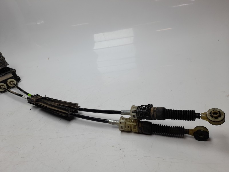 Recambio de palanca cambio para dacia sandero 1.5 dci diesel fap cat referencia OEM IAM 749650548R  