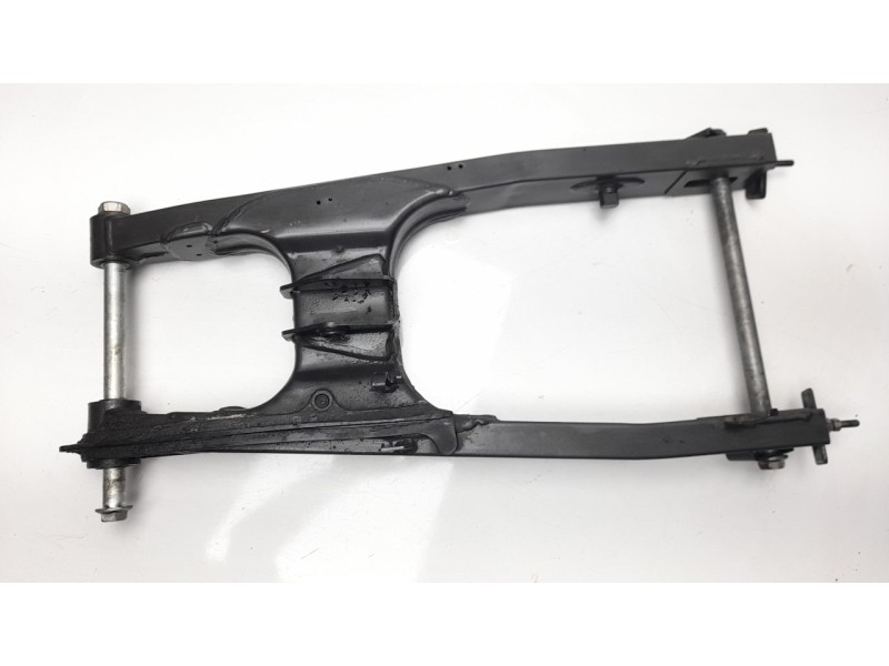 Recambio de puente trasero para honda cbf 600 f cbf600na referencia OEM IAM 52200MERR60  