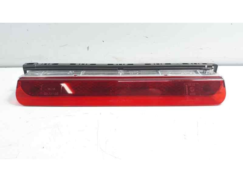 Recambio de luz central de freno para fiat nuova 500 (150) lounge referencia OEM IAM 0735542373  
