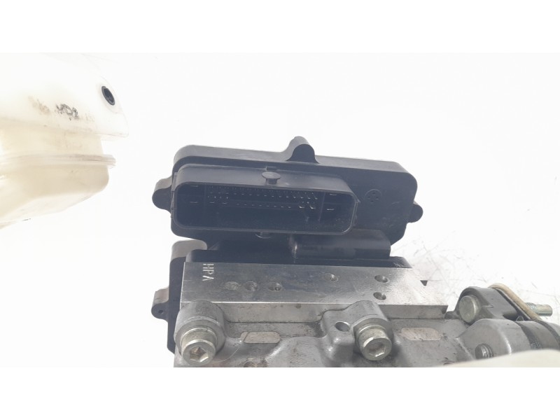 Recambio de abs para hyundai ioniq referencia OEM IAM 58500G2400  