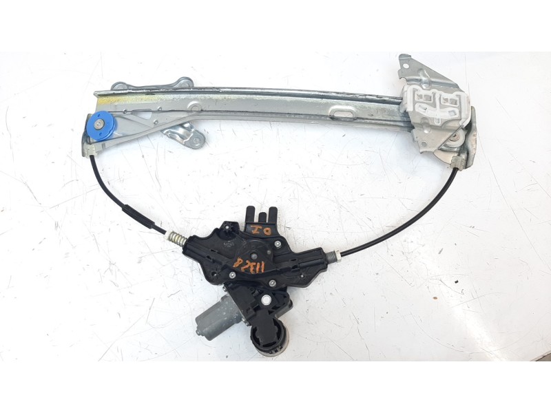 Recambio de elevalunas delantero izquierdo para toyota corolla (e21) referencia OEM IAM 6982002804  