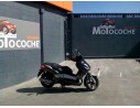 YAMAHA X-MAX 250