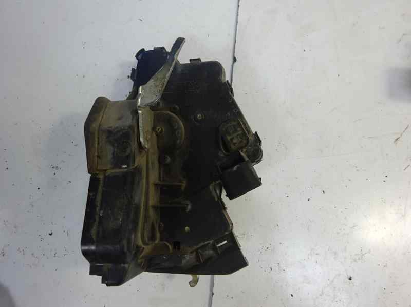 Recambio de cerradura puerta delantera derecha para bmw serie 3 berlina (e46) 320d referencia OEM IAM   