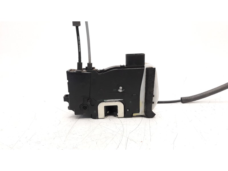 Recambio de cerradura puerta trasera derecha para hyundai ix35 1.7 crdi cat referencia OEM IAM 814202Y010  