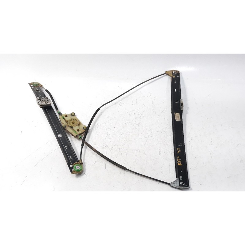 Recambio de elevalunas delantero izquierdo para audi q7 (4l) 3.0 v6 24v tdi referencia OEM IAM 4L0837461F 106023314 113677