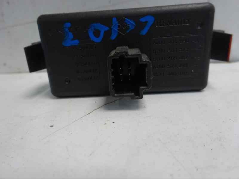 Recambio de warning para renault clio iii authentique referencia OEM IAM 8200214896 8200483813 8200409382