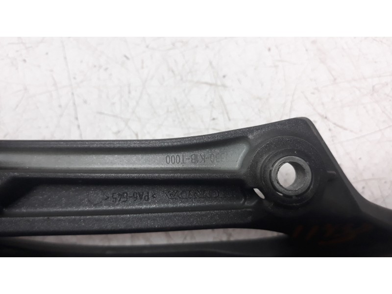 Recambio de portaequipajes para honda forza 125 forza 125 referencia OEM IAM 77330K0BT00ZA  