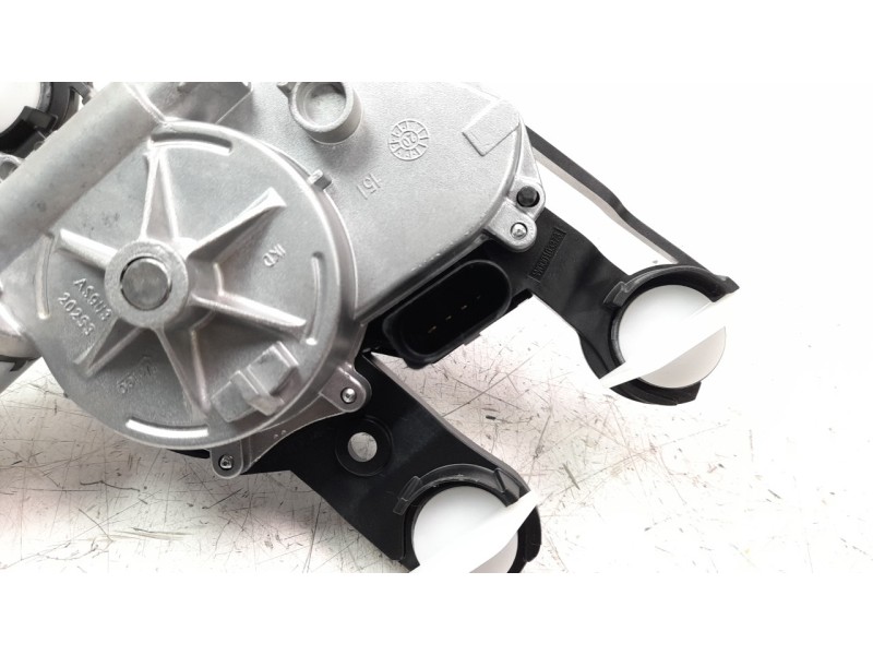 Recambio de motor limpia trasero para volkswagen golf viii lim. (cd1) life referencia OEM IAM 5H0955711A  