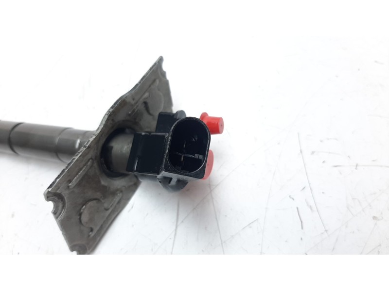 Recambio de inyector para audi q7 (4l) 3.0 v6 24v tdi referencia OEM IAM 0445115078  