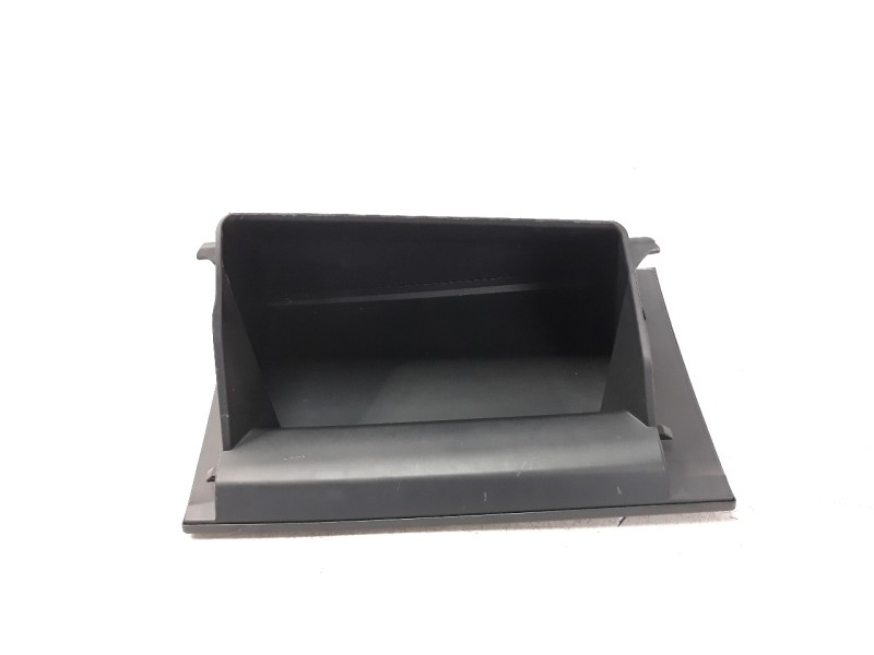 Recambio de guantera para toyota corolla (e21) referencia OEM IAM 5555002540 5555002540C0 