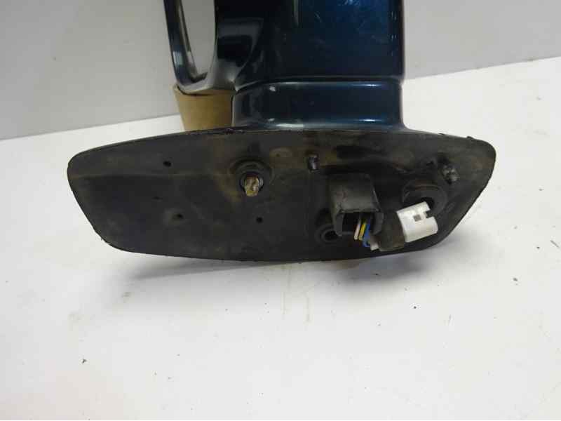 Recambio de retrovisor izquierdo para mitsubishi space wagon (n80/n90) 2,4 glx referencia OEM IAM MR322319  