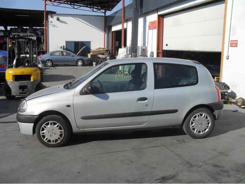 renault clio ii fase i (b/cbo) del año 2000