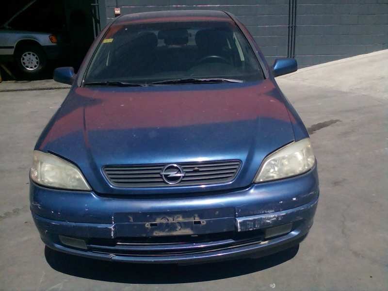 opel astra g berlina del año 1998