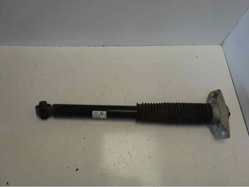 Recambio de amortiguador trasero izquierdo para kia sportage drive 2wd referencia OEM IAM 55300F1000  