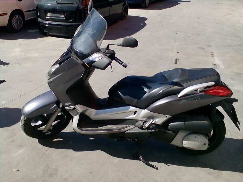 yamaha x-max 250 del año 2007