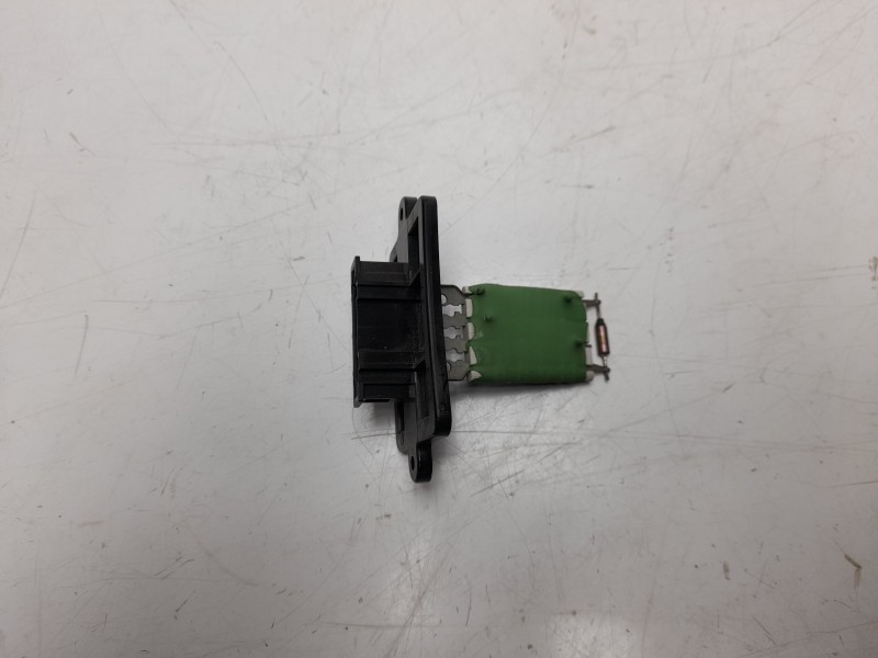 Recambio de resistencia calefaccion para dacia sandero 1.5 dci diesel fap cat referencia OEM IAM 851004900  