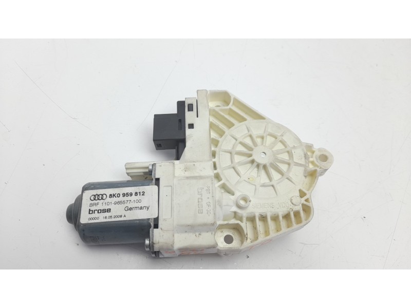 Recambio de motor elevalunas trasero derecho para audi a4 ber. (b8) básico referencia OEM IAM 8K0959812  