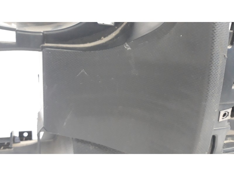 Recambio de salpicadero para dacia sandero 1.5 dci diesel fap cat referencia OEM IAM 681004784R  