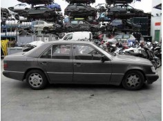 mercedes-benz clase e (w124) berlina del año 1995