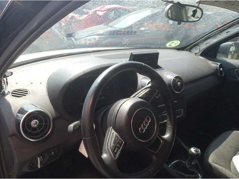 audi a1 sportback (8xf) del año 2018