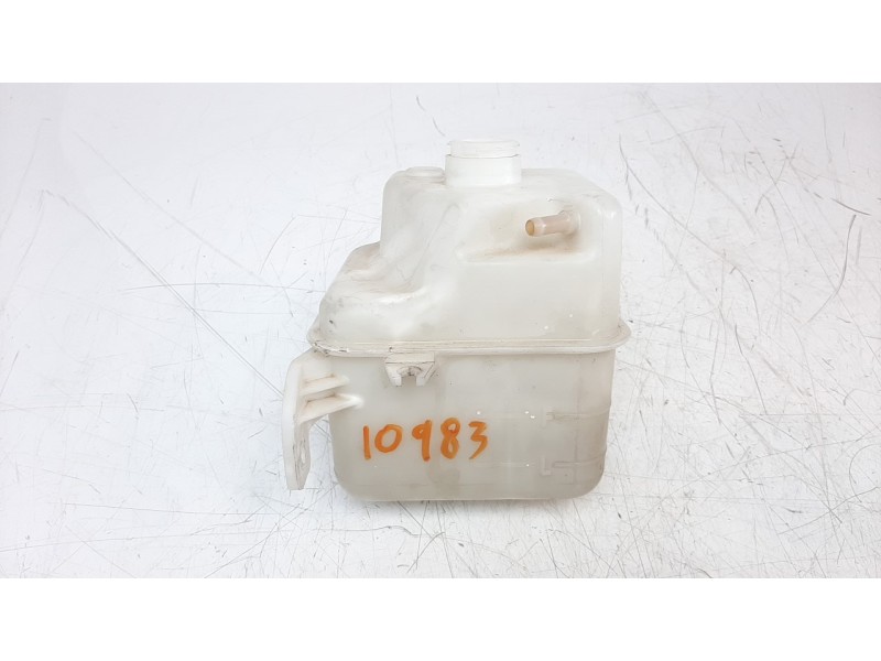 Recambio de deposito expansion para hyundai ix35 1.7 crdi cat referencia OEM IAM 254302S050  