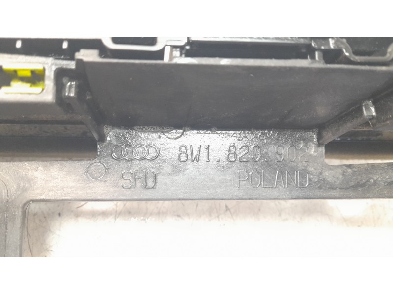 Recambio de aireador central para audi a4 berlina (8wc) 35 tdi s line referencia OEM IAM 8W1820902  