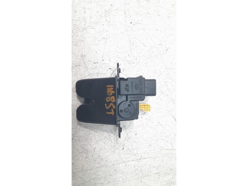 Recambio de cerradura maletero / porton para hyundai ioniq referencia OEM IAM 81230G2000  