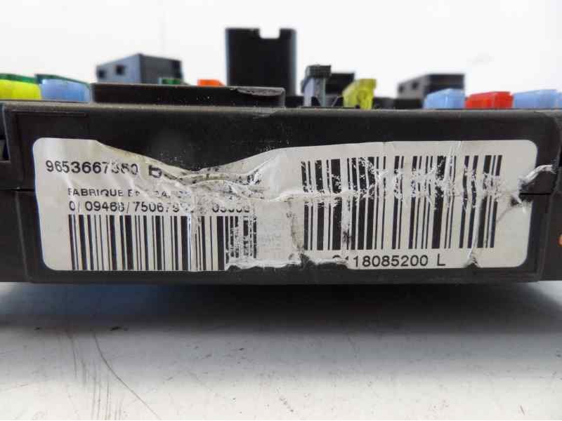 Recambio de caja reles / fusibles para citroen c2 furio referencia OEM IAM 9650618480 T118470003K 