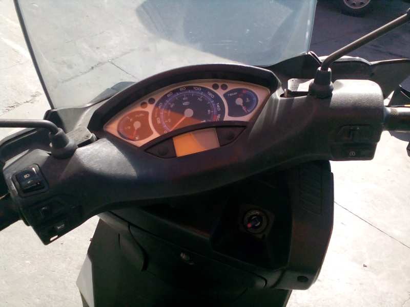 yamaha x-max 250 del año 2007