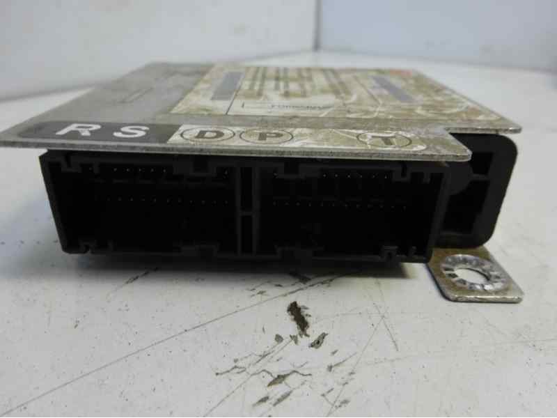 Recambio de centralita airbag para kia carens 2.0 turbodiesel cat referencia OEM IAM J4OK2FD677F0 13028 