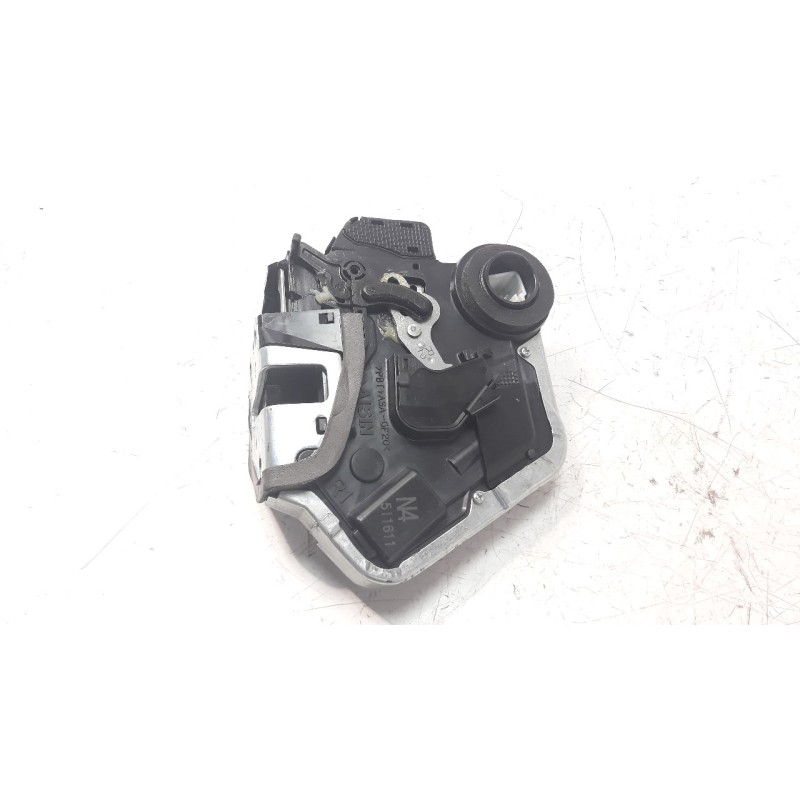 Recambio de cerradura puerta trasera derecha para lexus nx 2.5 16v cat (híbrido) referencia OEM IAM 6905012410  