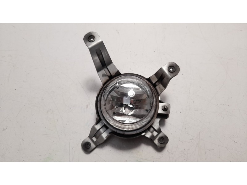 Recambio de faro antiniebla izquierdo para hyundai ix35 1.7 crdi cat referencia OEM IAM 922022Y 108403904 HN8044414