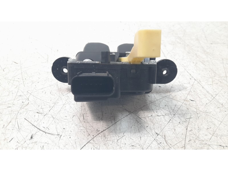 Recambio de cerradura maletero / porton para hyundai ioniq referencia OEM IAM 81230G2000  