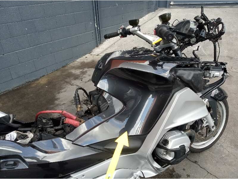 Recambio de carenado delantero derecho para bmw r 1200 rt/st r1200 rt (10)(430) referencia OEM IAM 46637681058  
