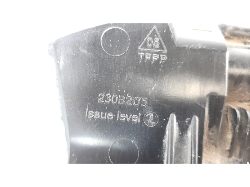 Recambio de moldura para triumph tiger 800 tiger 800 xca referencia OEM IAM T2308205  