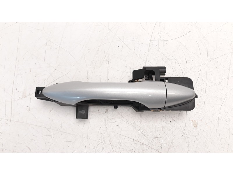 Recambio de maneta exterior trasera derecha para hyundai ix35 1.7 crdi cat referencia OEM IAM 826512Y010  