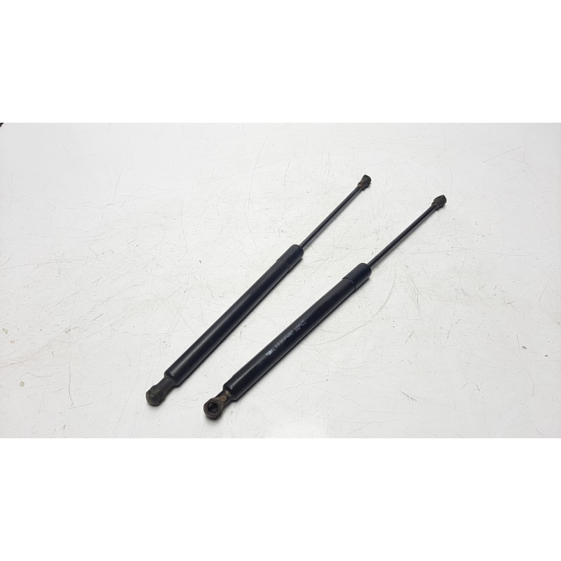 Recambio de amortiguadores maletero / porton para peugeot 208 1.6 16v hdi fap referencia OEM IAM 9673083680 46.5CM435NM 