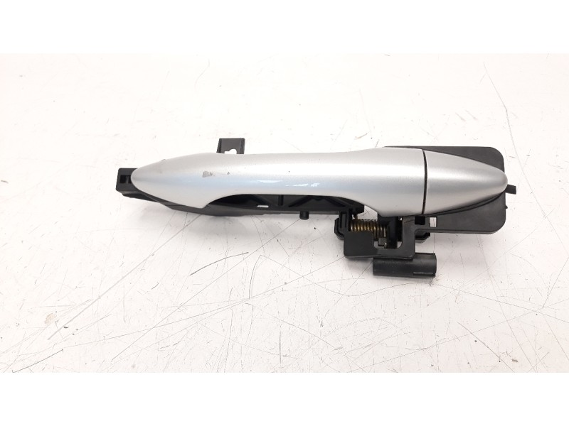 Recambio de maneta exterior trasera izquierda para hyundai ix35 1.7 crdi cat referencia OEM IAM 826512Y010  