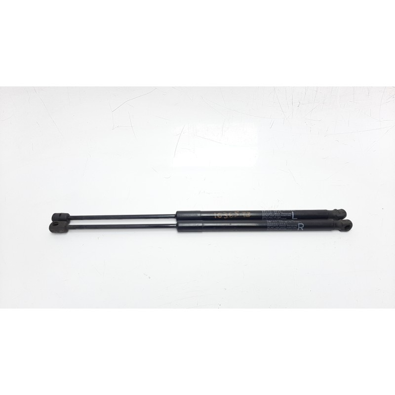 Recambio de amortiguadores maletero / porton para suzuki vitara 1.4 16v cat referencia OEM IAM 8185086R00 8186086R00 