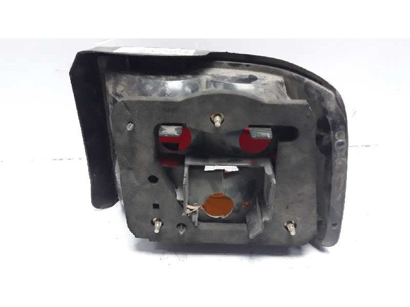 Recambio de piloto trasero izquierdo para renault 21 berlina (b/l48) referencia OEM IAM   