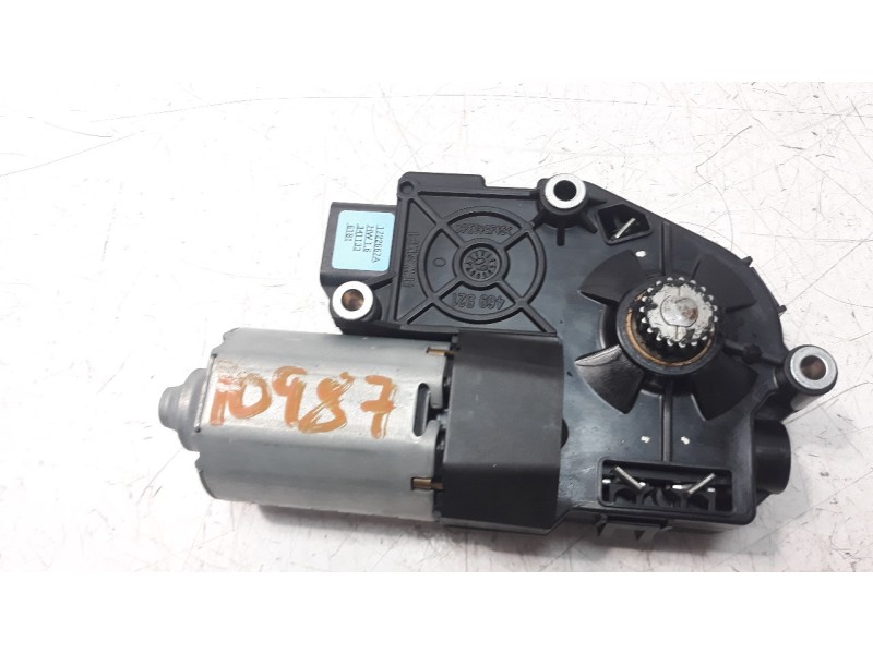 Recambio de motor techo electrico para mercedes-benz clase clk (w207) coupe 3.0 cdi cat referencia OEM IAM A2128200008  
