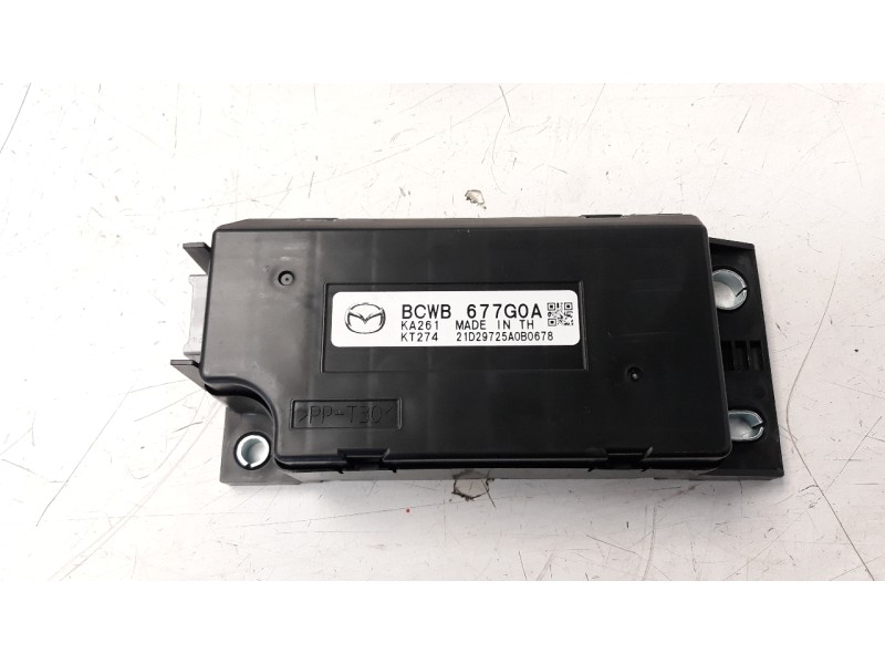 Recambio de centralita check control para mazda 3 berlina (bp) referencia OEM IAM BCWB677G0A  