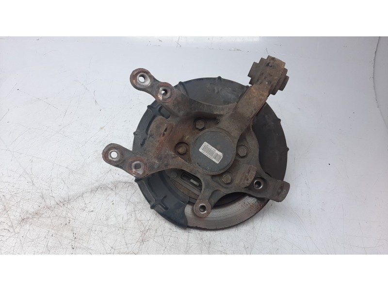 Recambio de mangueta trasera izquierda para hyundai ix35 1.7 crdi cat referencia OEM IAM 527102Y800  