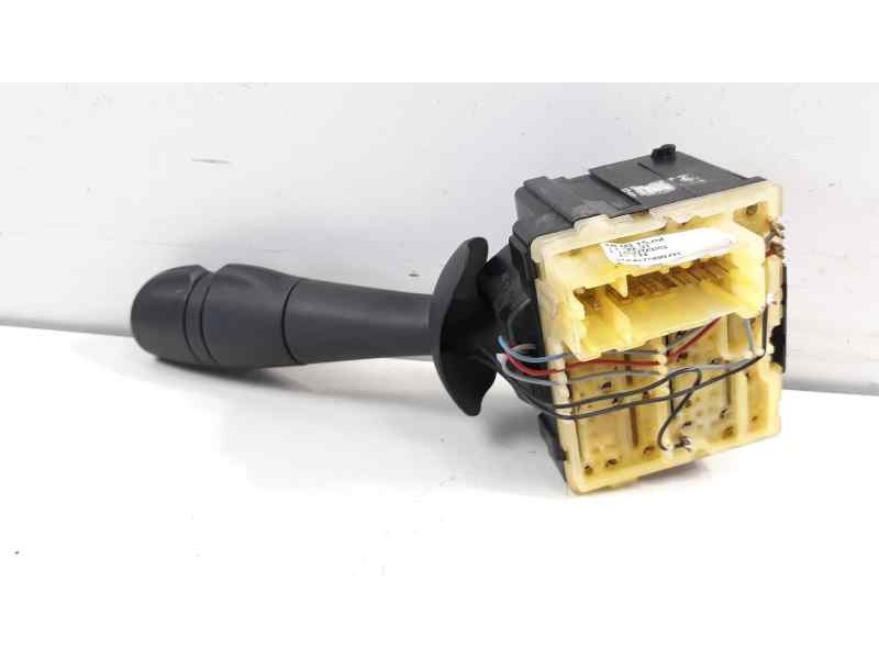 Recambio de mando limpia para renault clio iv dynamique referencia OEM IAM 255675887R  