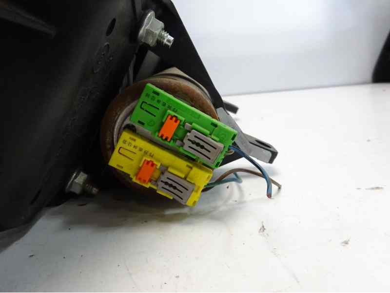 Recambio de airbag delantero derecho para mercedes-benz clase a (w169) a 170 a-edition referencia OEM IAM 1713249901  