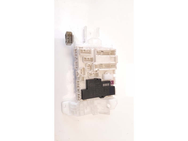Recambio de caja reles / fusibles para suzuki vitara 1.4 16v cat referencia OEM IAM AA1A4881  